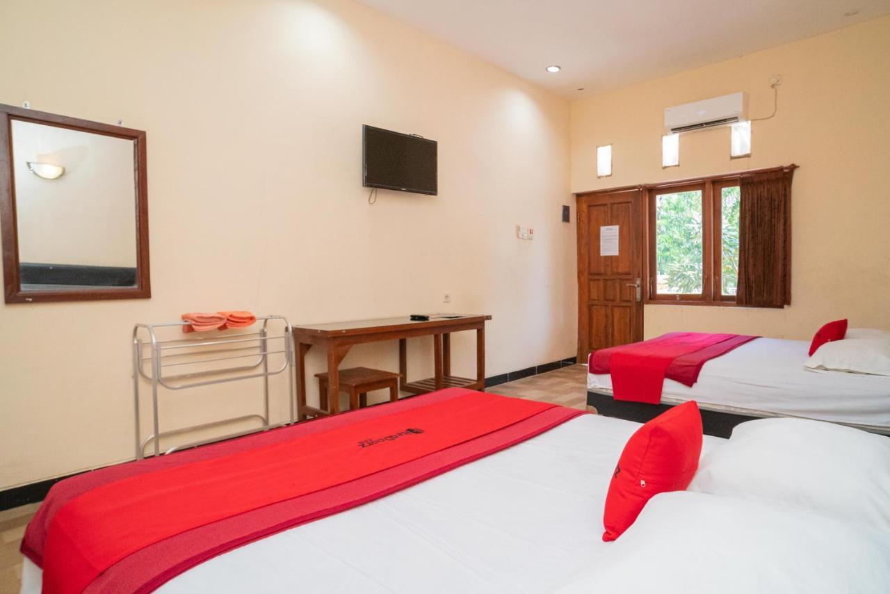Reddoorz @ Panglima Sudirman Madiun Hotell Exteriör bild