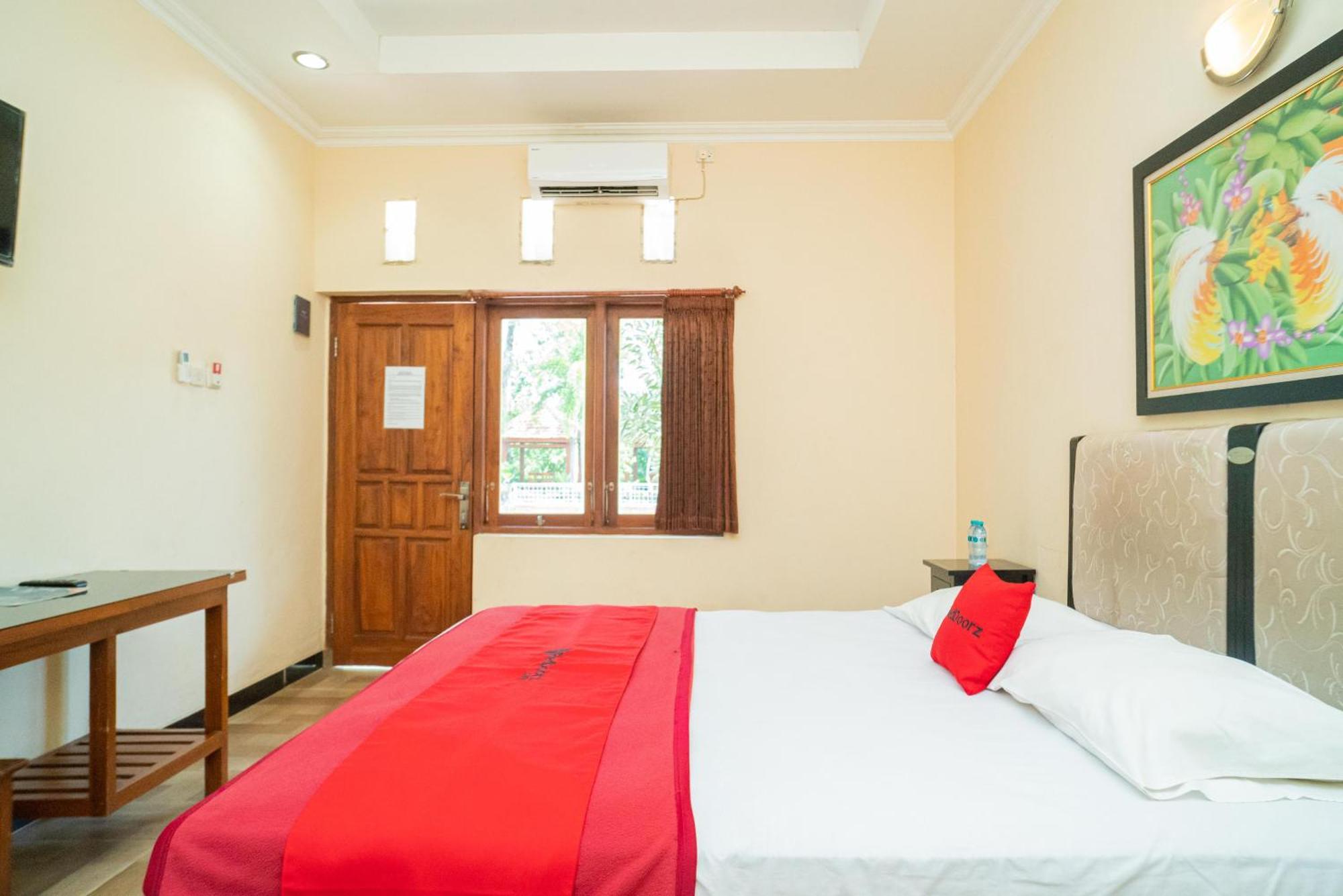 Reddoorz @ Panglima Sudirman Madiun Hotell Exteriör bild